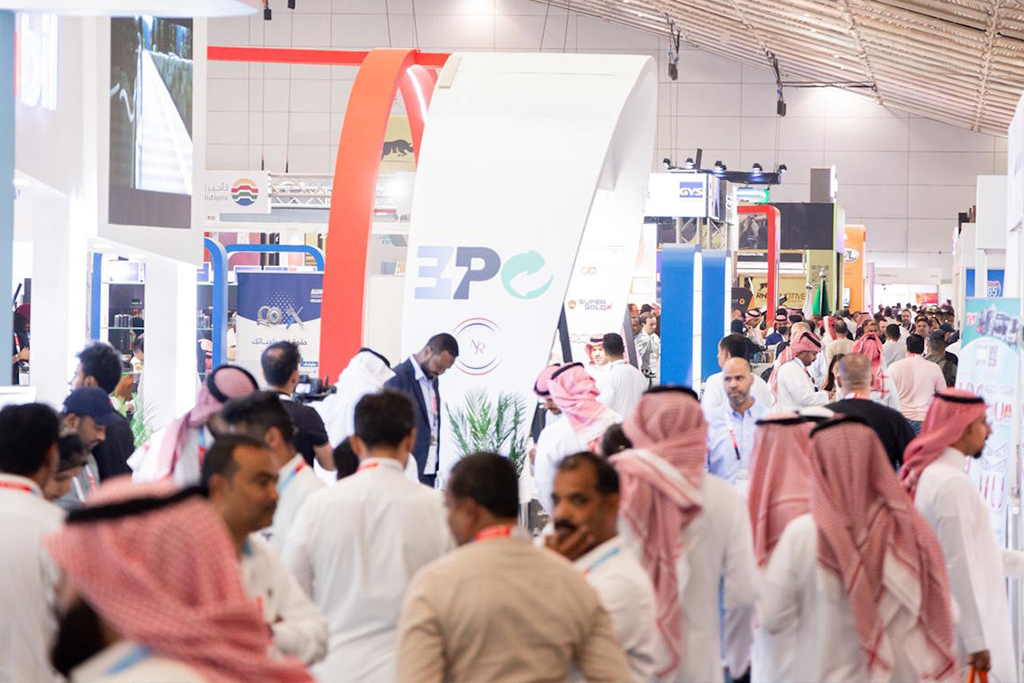Automechanika Riyadh - Crowd