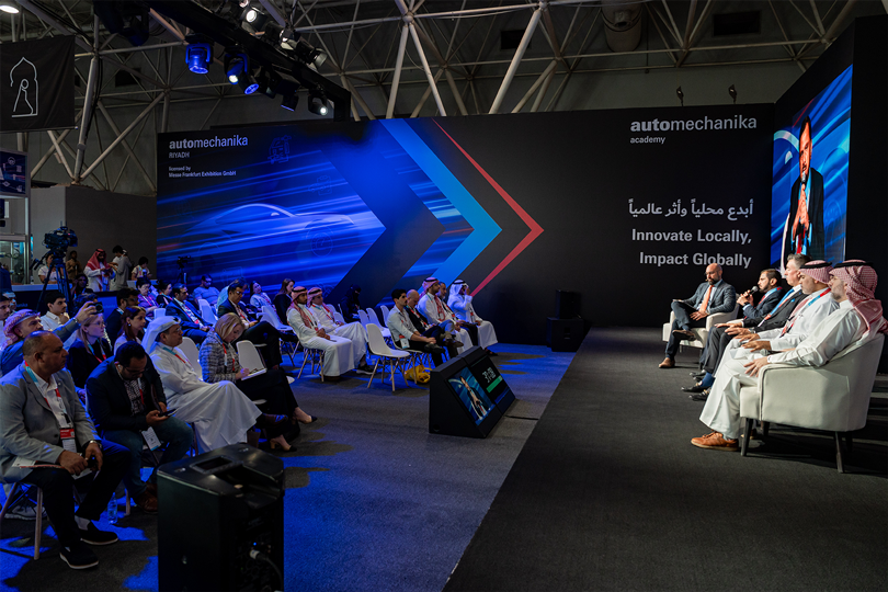 Automechanika Riyadh - Crowd